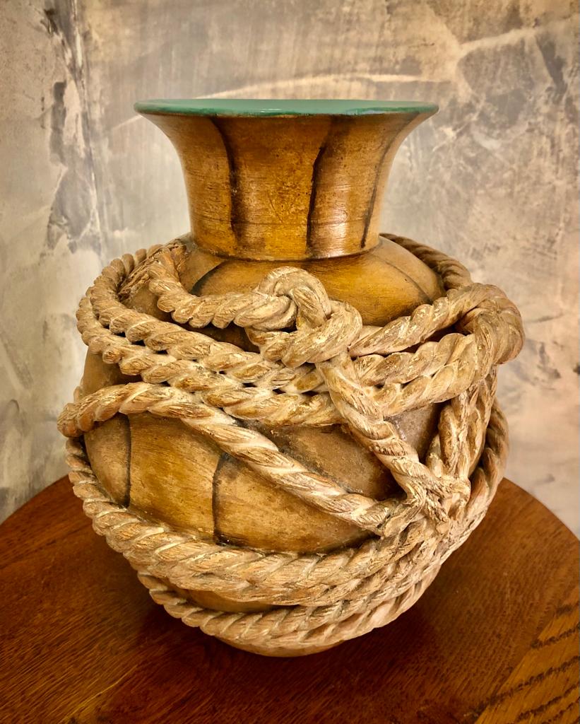 1. vaso in terracotta con corde